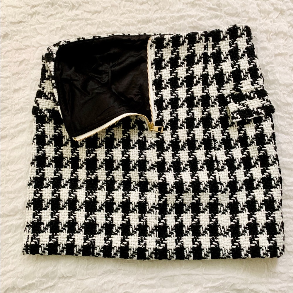 LAST1 SALE🎉💋Harper Houndstooth Skirt💋 - Picture 4 of 5